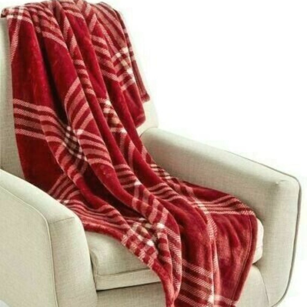 Charter Club Garnet Plaid Cozy Plush Throw Size 50" X 70" NWT